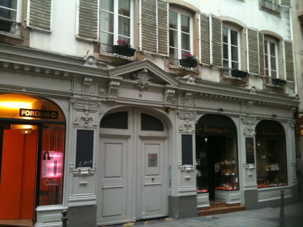 Les Serruriers - Appartement Spacieux Avec Terrasse & Parking Strasbourg Cameră foto